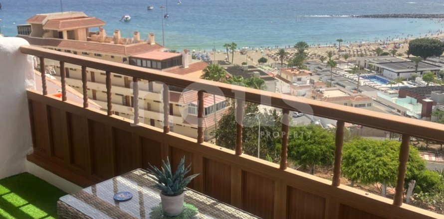 Penthouse Los Cristianos, Tenerife, Spain 2 bedrooms, 82 sq.m. No. 127586