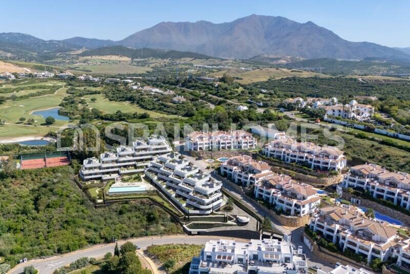 Apartment à Casares, Malaga, Espagne 3 chambres, 86 m2 No. 132789