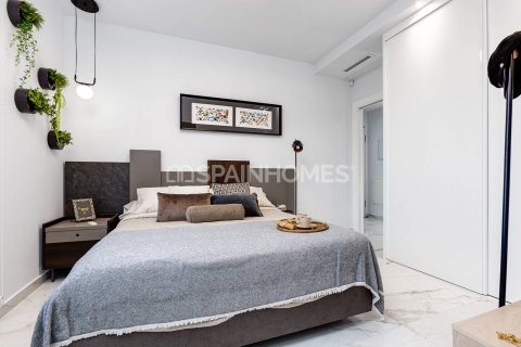 Penthouse for sale Torrevieja, Alicante, Spain 2 bedrooms, 81 sq.m. No. 132788 - photo 19
