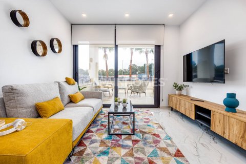 Penthouse for sale Torrevieja, Alicante, Spain 2 bedrooms, 81 sq.m. No. 132788 - photo 10