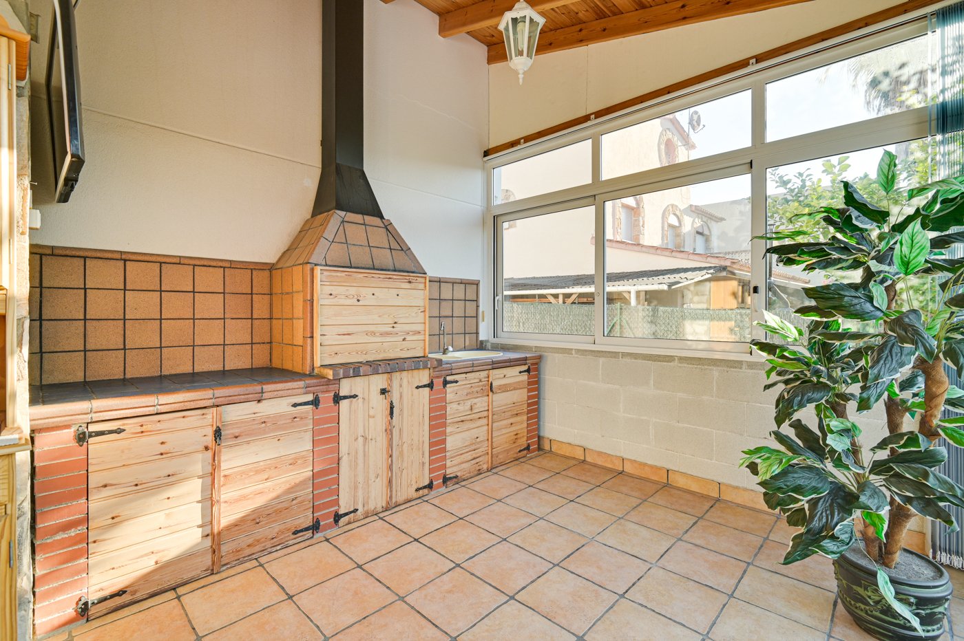 Дом в Льорет-де-Мар, Герона, Испания 3 спальни, 348м2 №130343