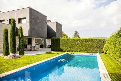 Продажа виллы Вальроманес, Барселона, Испания 5 спален, 540м2 №132812 - фото 4