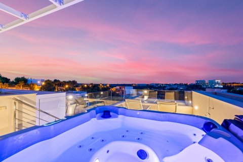 Villa for sale Pinar De Campoverde, Alicante, Spain 4 bedrooms, 550 sq.m. No. 125902 - photo 7