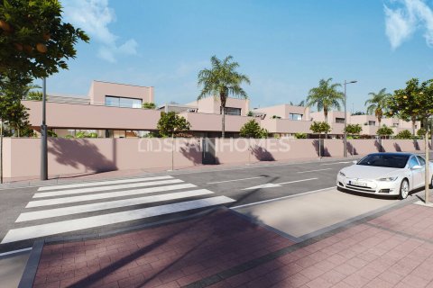 Продажа виллы в Торре-Пачеко, Мурсия, Испания 3 спальни, 199м2 №120577 - фото 3