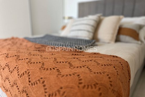 Продажа пентхауса в Сан-Фульхенсио, Аликанте, Испания 2 спальни, 63м2 №120580 - фото 13