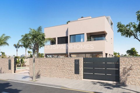 Villa till salu Pilar de la Horadada, Alicante, Spanien 3 sovrum, 119 kvm. Nr. 120578 - foto 3