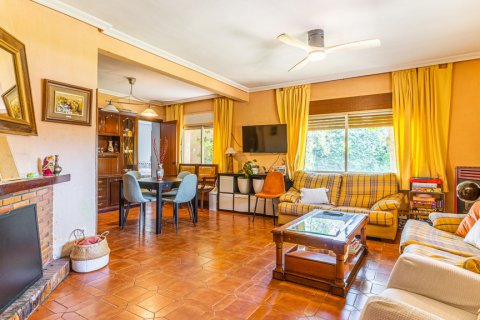 Продажа виллы Вильянуэва-де-ла-Каньяда, Мадрид, Испания 6 спален, 480м2 №122061 - фото 6