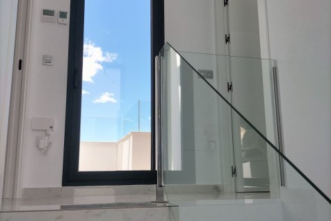Huvila myytävänä Pilar de la Horadada, Alicante, Espanja, 3 makuuhuonetta, 205 m2 No. 123204 - kuva 19