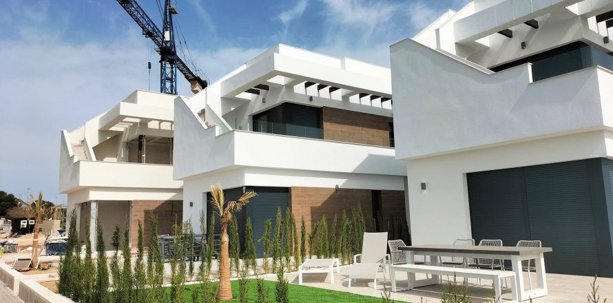 Huvila Pilar de la Horadada, Alicante, Espanja 3 makuuhuonetta, 205 m2 No. 123204