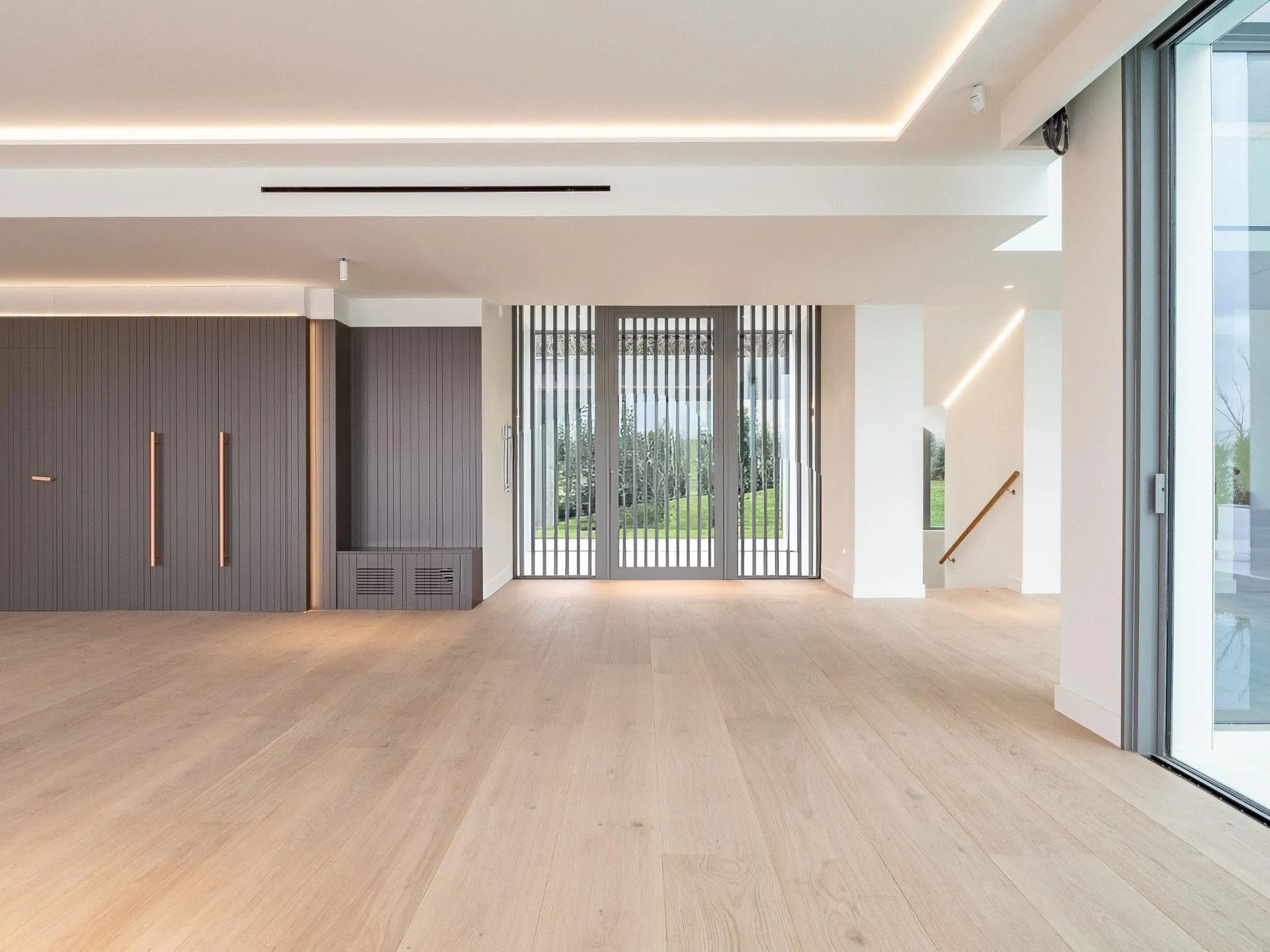 Māja Barcelona, Spānijā 6 istabas, 1216 m2 Nr. 130279