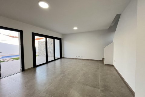 Ático en venta San Pedro del Pinatar, Murcia, España 3 dormitorios, 145 m2 No. 132321 - foto 9