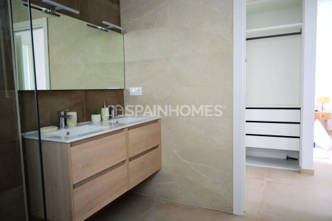 Villa till salu i Dolores, Alicante, Spanien 3 sovrum, 133 kvm. Nr. 120808 - foto 28