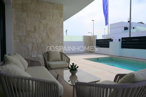 Villa till salu i Dolores, Alicante, Spanien 3 sovrum, 133 kvm. Nr. 120808 - foto 6