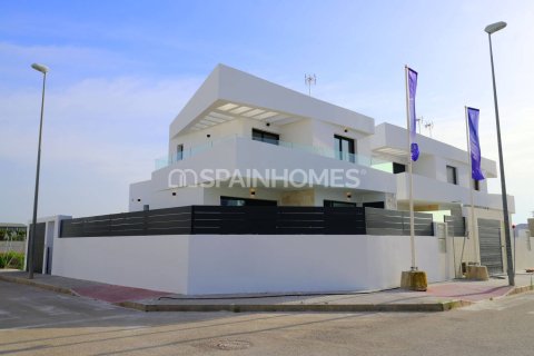 Villa till salu i Dolores, Alicante, Spanien 3 sovrum, 133 kvm. Nr. 120808 - foto 3