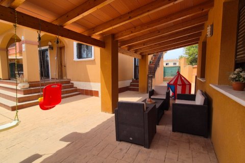 Villa for sale Torrevieja, Alicante, Spain 2 bedrooms, 90 sq.m. No. 125163 - photo 1