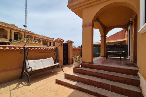 Villa for sale Torrevieja, Alicante, Spain 2 bedrooms, 90 sq.m. No. 125163 - photo 10