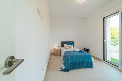 Huoneisto myytävänä Playa Flamenca II, Alicante, Espanja, 3 makuuhuonetta, 98 m2 No. 125081 - kuva 22