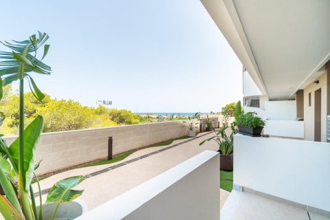 Huoneisto myytävänä Playa Flamenca II, Alicante, Espanja, 3 makuuhuonetta, 98 m2 No. 125081 - kuva 16