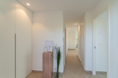 Huoneisto myytävänä Playa Flamenca II, Alicante, Espanja, 3 makuuhuonetta, 98 m2 No. 125081 - kuva 17
