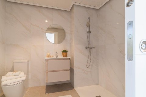Apartment for sale in Playa Flamenca II, Alicante, Spain 3 bedrooms, 98 sq.m. No. 125081 - photo 8