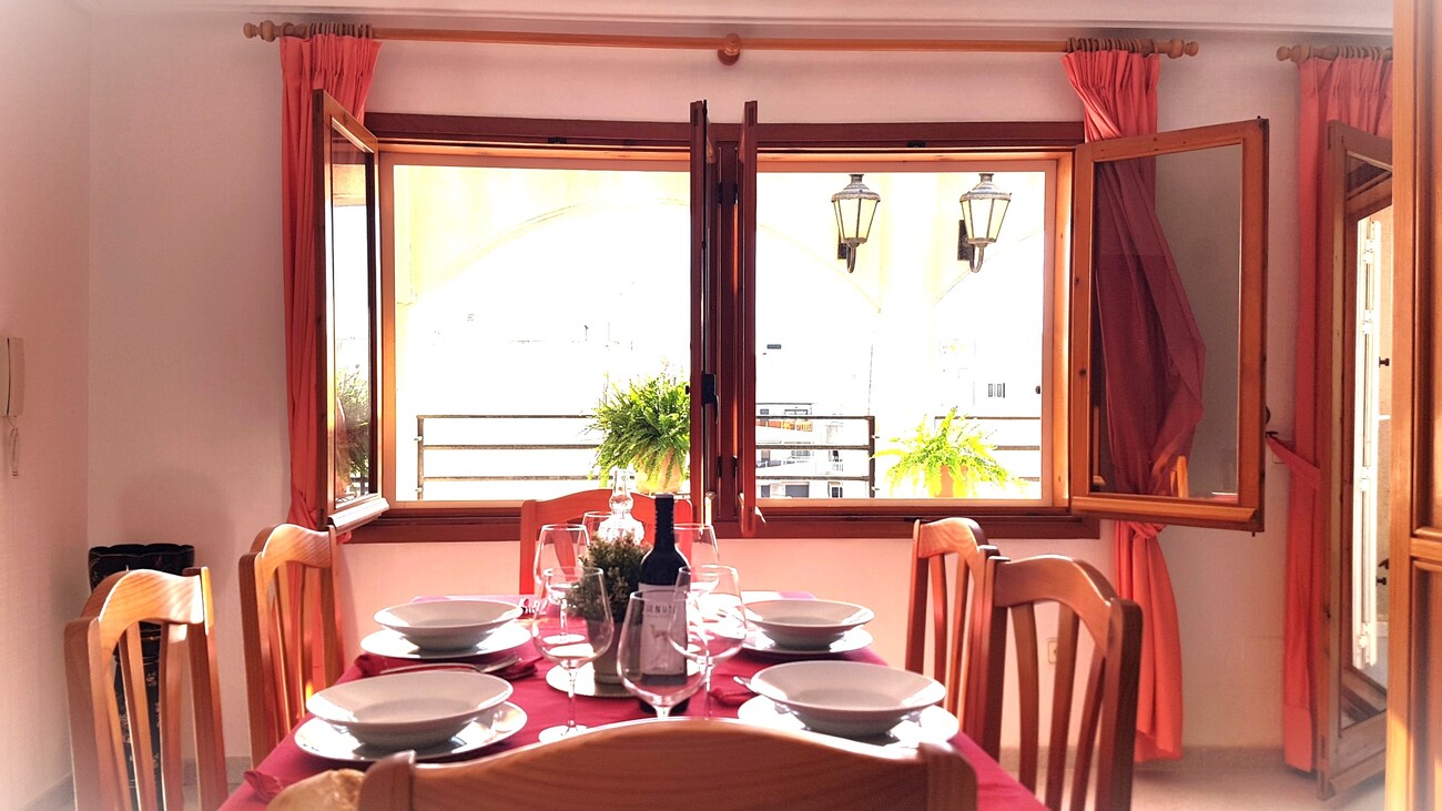 Apartment in Torrevieja, Alicante, Spain 7 bedrooms,  No. 125075