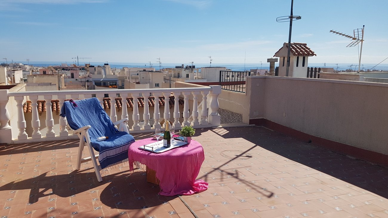 Apartment in Torrevieja, Alicante, Spain 7 bedrooms,  No. 125075