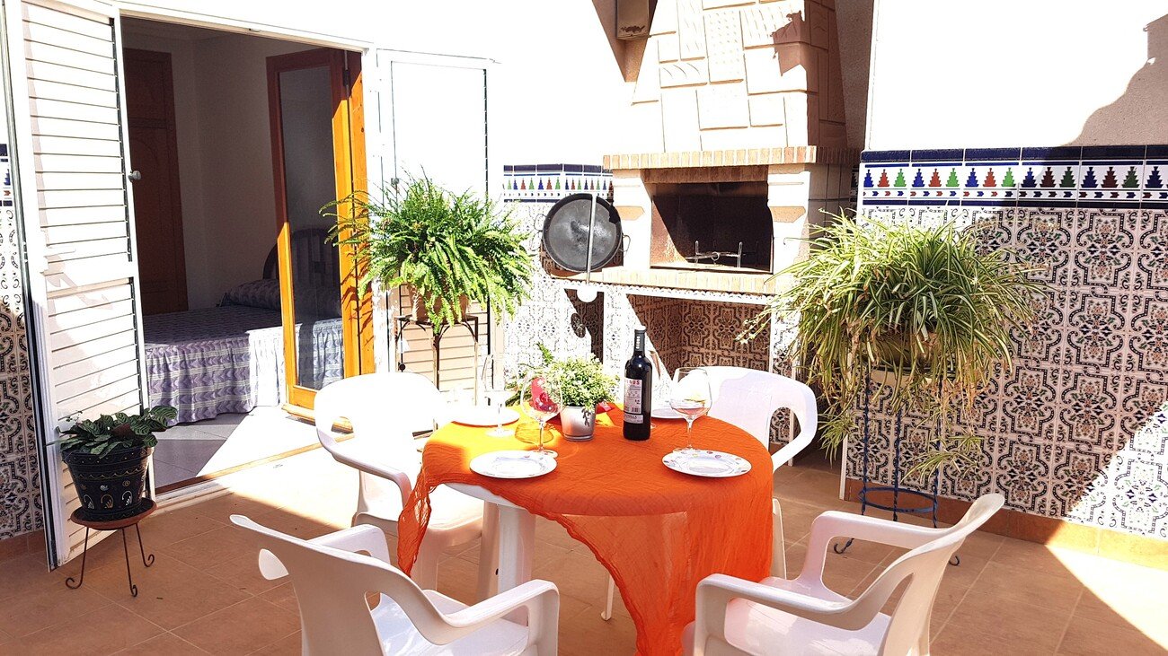 Apartment in Torrevieja, Alicante, Spain 7 bedrooms,  No. 125075