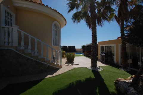 Villa for sale Ciudad Quesada, Alicante, Spain 5 bedrooms, 380 sq.m. No. 125410 - photo 5