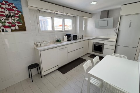 Apartment for rent Malaga, Spain 4 bedrooms, 172 sq.m. No. 120359 - photo 23