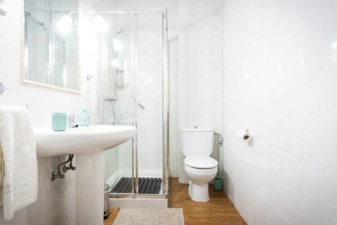Apartment for sale Sevilla, Seville, Spain 3 bedrooms, 85 sq.m. No. 120360 - photo 8