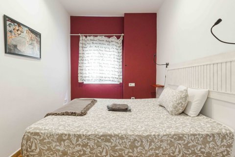 Apartment for sale Sevilla, Seville, Spain 3 bedrooms, 85 sq.m. No. 120360 - photo 19