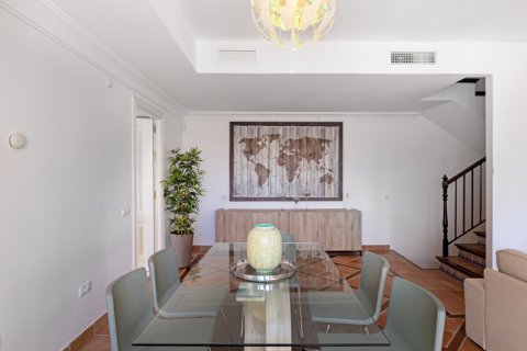 Townhouse for sale Malaga, Spain 3 bedrooms, 246 sq.m. No. 120361 - photo 15