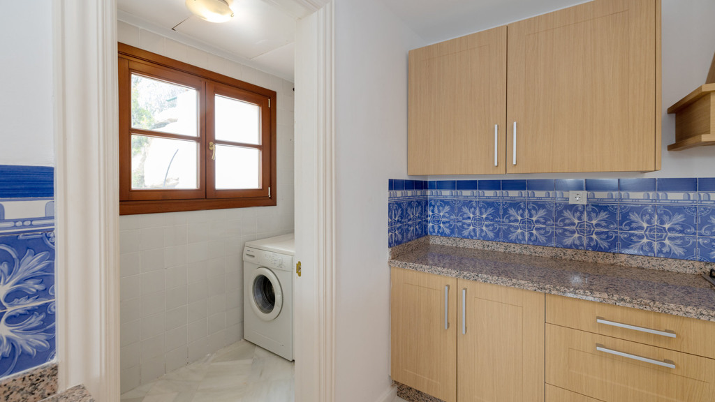 Townhouse à Benahavis, Malaga, Espagne 3 chambres, 246 m2 No. 120361