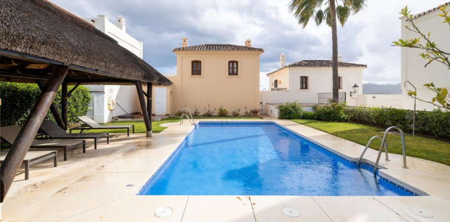 Townhouse Malaga, Spain 3 bedrooms, 246 sq.m. No. 120361