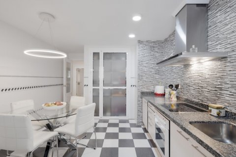 Продажа квартиры в Малага, Испания 5 спален, 221м2 №120358 - фото 24
