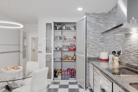 Продажа квартиры в Малага, Испания 5 спален, 221м2 №120358 - фото 25