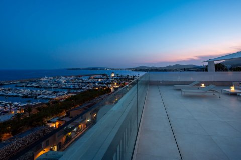 Huoneisto myytävänä Portals Nous, Mallorca, Espanja, 3 makuuhuonetta, 111 m2 No. 128230 - kuva 22