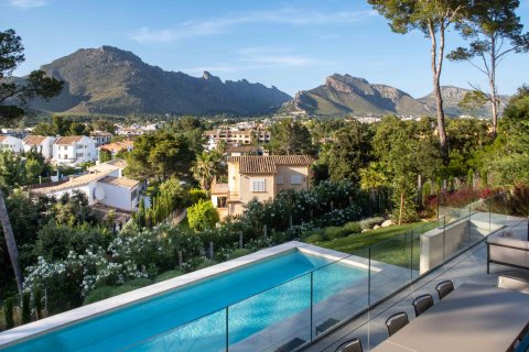 Villa zum Verkauf Port De Pollenca, Mallorca, Spanien 5 Schlafzimmer, 588 m2 Nr. 128229 - Foto 2